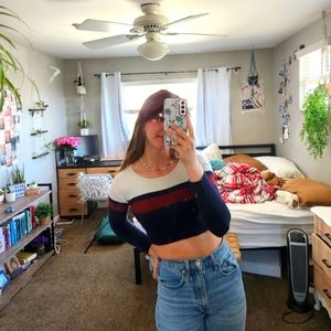 ethos cropped sweater